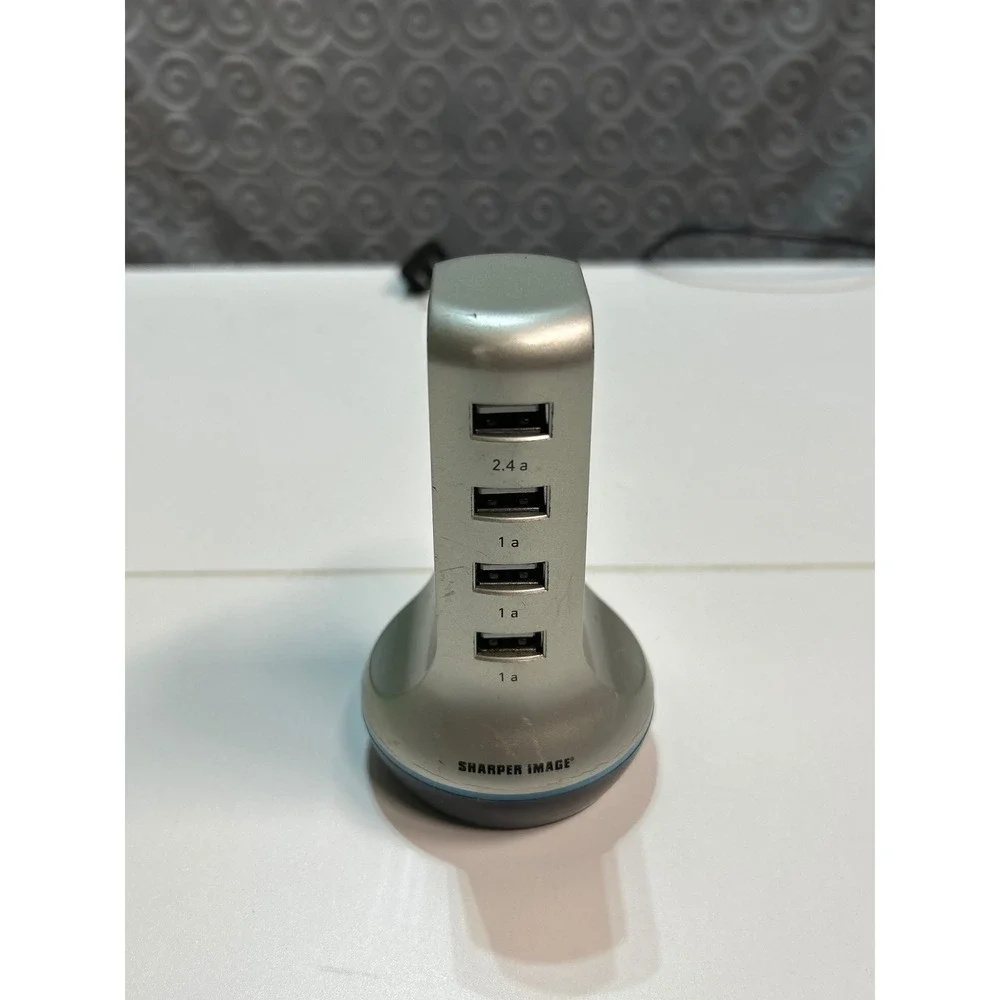 Sharper Image USB Charging Station Dock‎ 4 Ports 2.4a 1a Charger